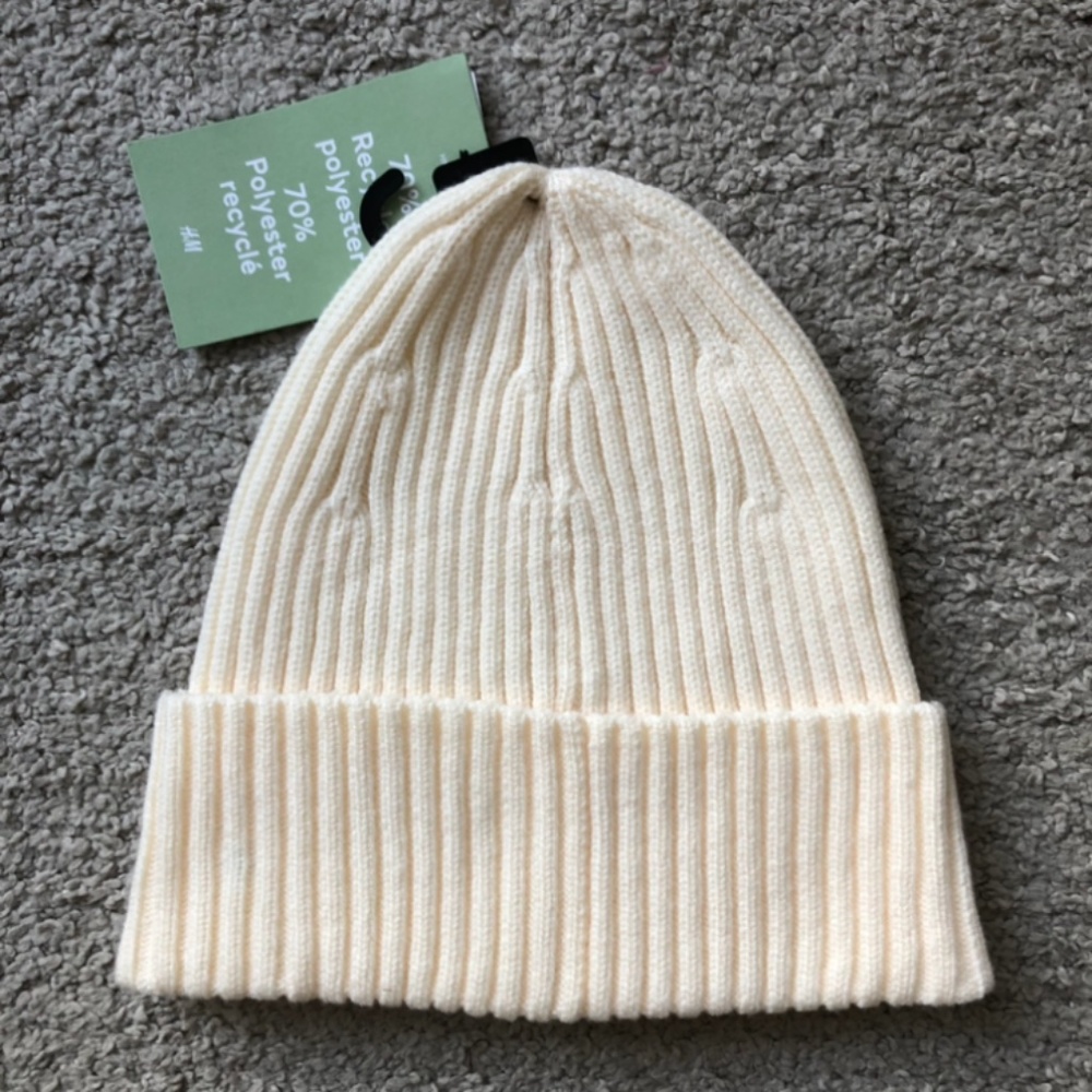 H&M Beanie. NWT.